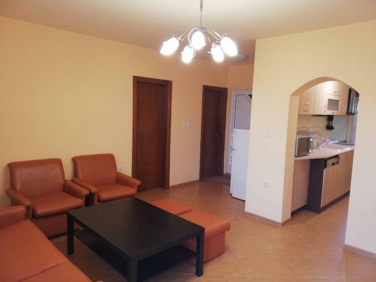 Vila Dva 3 Golden Sands Exterior photo