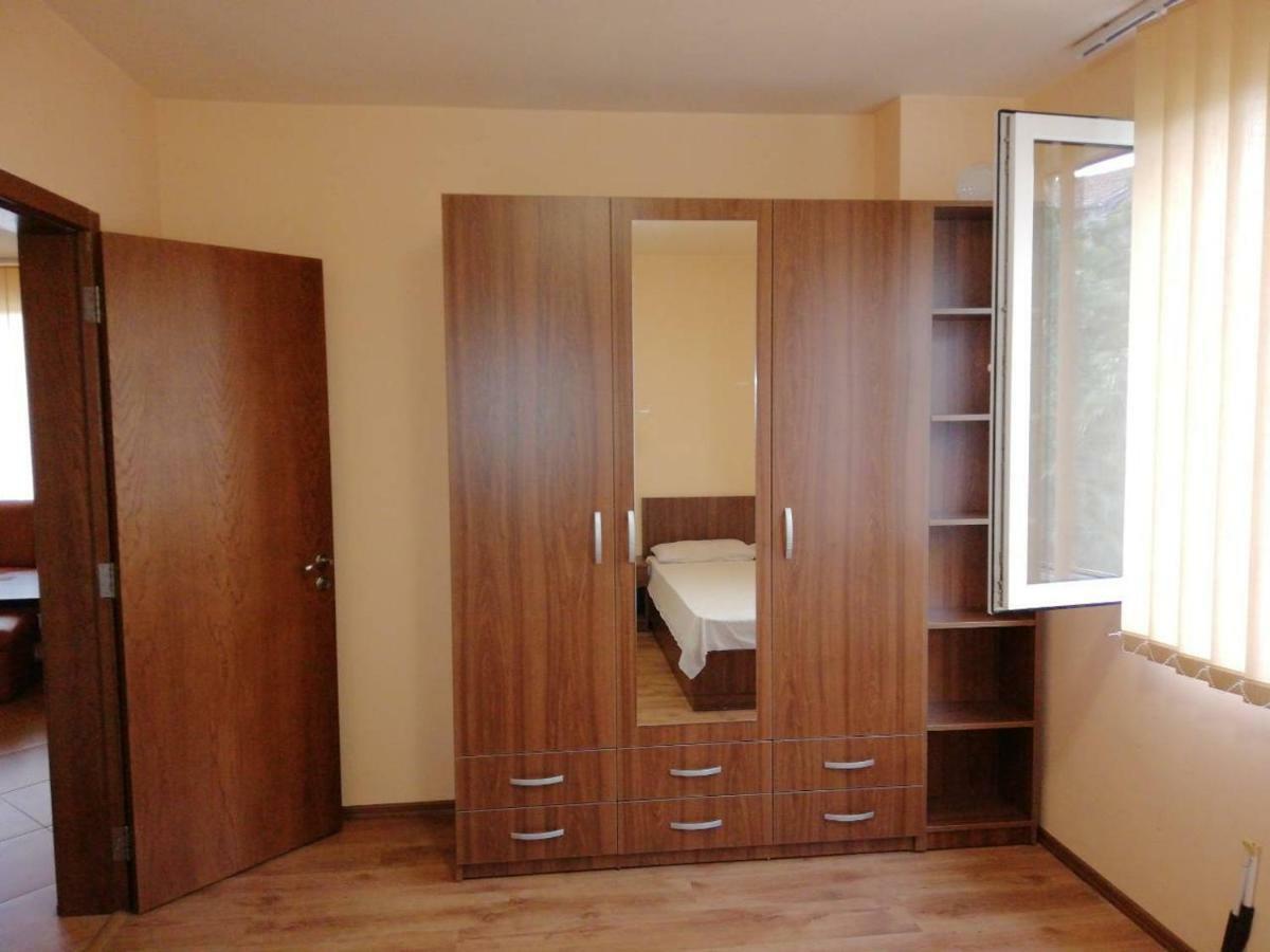 Vila Dva 3 Golden Sands Exterior photo